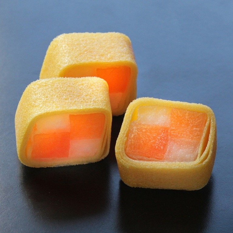 市松錦糸巻 1.6cmカット 30切 360ｇ X1パック 前菜 八寸 おせち 祝い膳