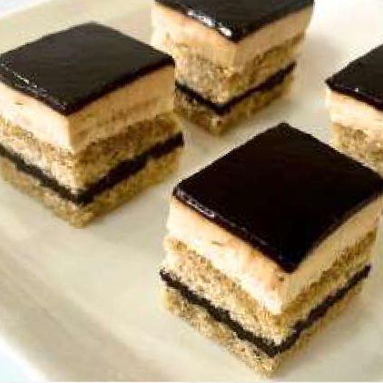 オペラケーキ 65個 830ｇ Ｘ1パック ガトーショコラ チョコレート 洋菓子