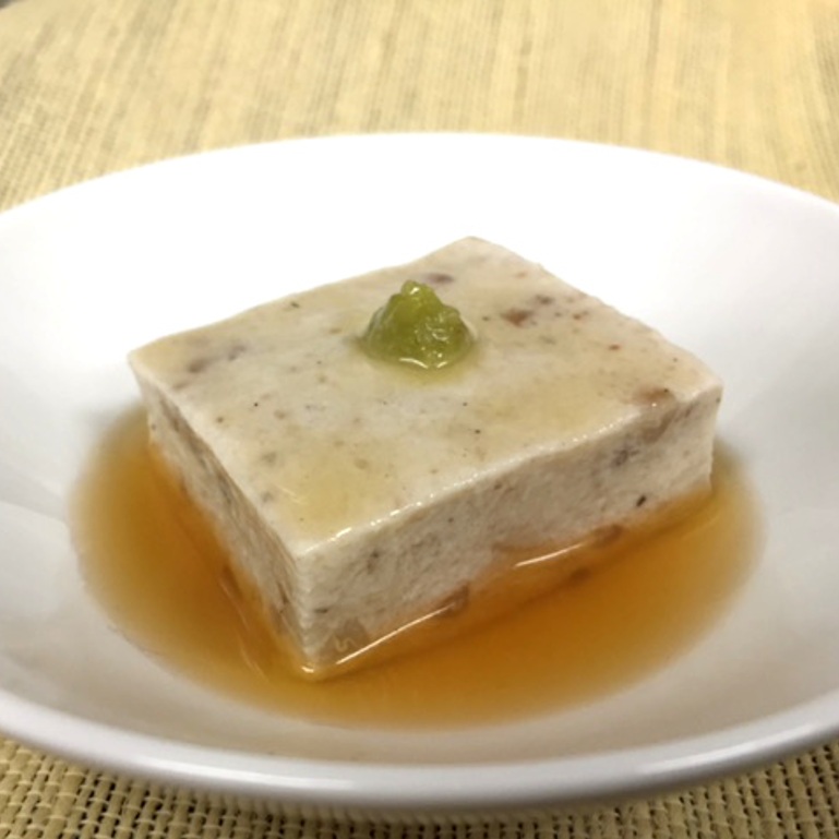 そば豆腐 500g X1パック 蕎麦の実がアクセント 胡麻豆腐 前菜 八寸 小鉢 椀物