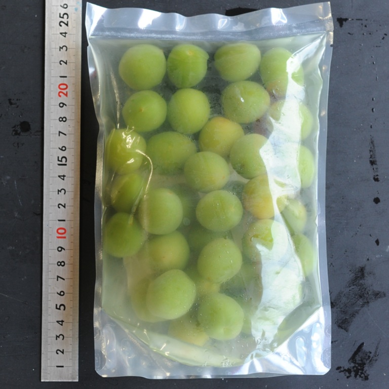 翡翠梅 ひすい梅 35粒 内容総量1400ｇ X1袋 青梅甘露煮 青梅シロップ漬け 青梅シラップ漬け 業務用 仕入れ