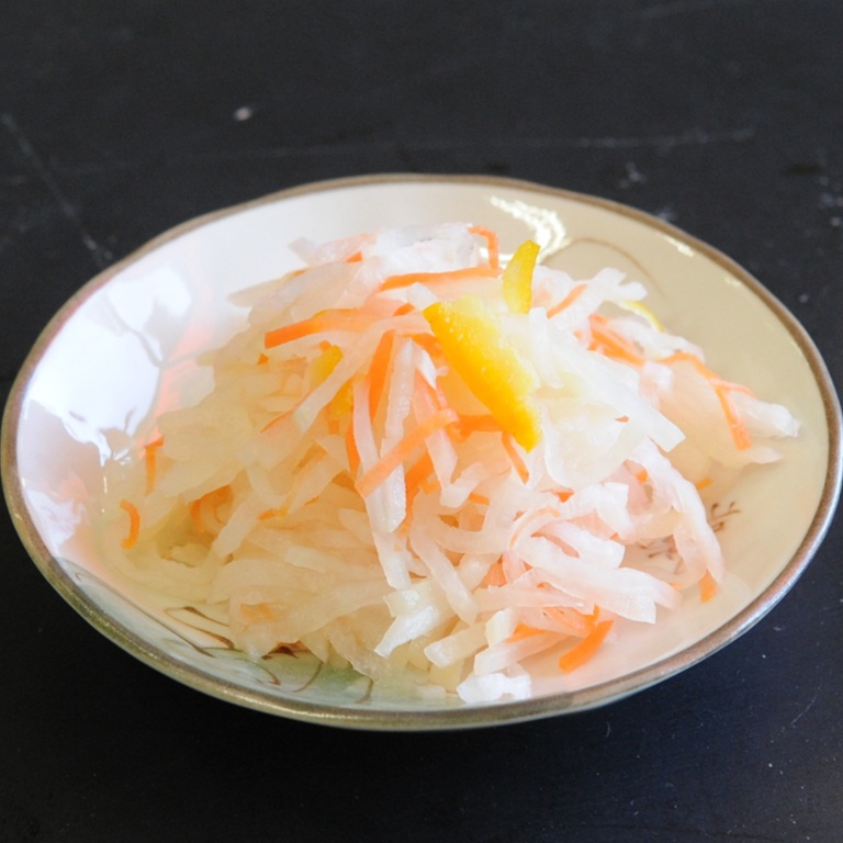伊予柑紅白なます 1kg X1袋【2袋以上でお願いします】香りと彩りの良い品 おせち 小鉢