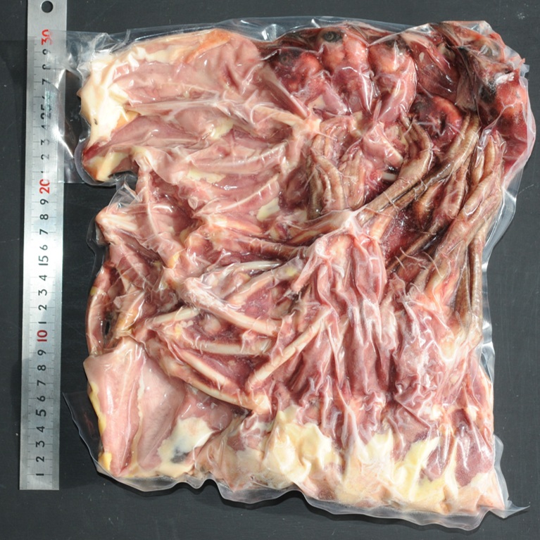 【不定貫】手箱きじガラ 1㎏【量り売り・約3㎏以上で賜ります】手羽付 鶏肉より濃厚な旨味 上質な脂の雉肉